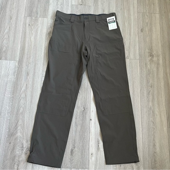 Men's Armachillo Flex Standard Fit Pants - Picture 1 of 6